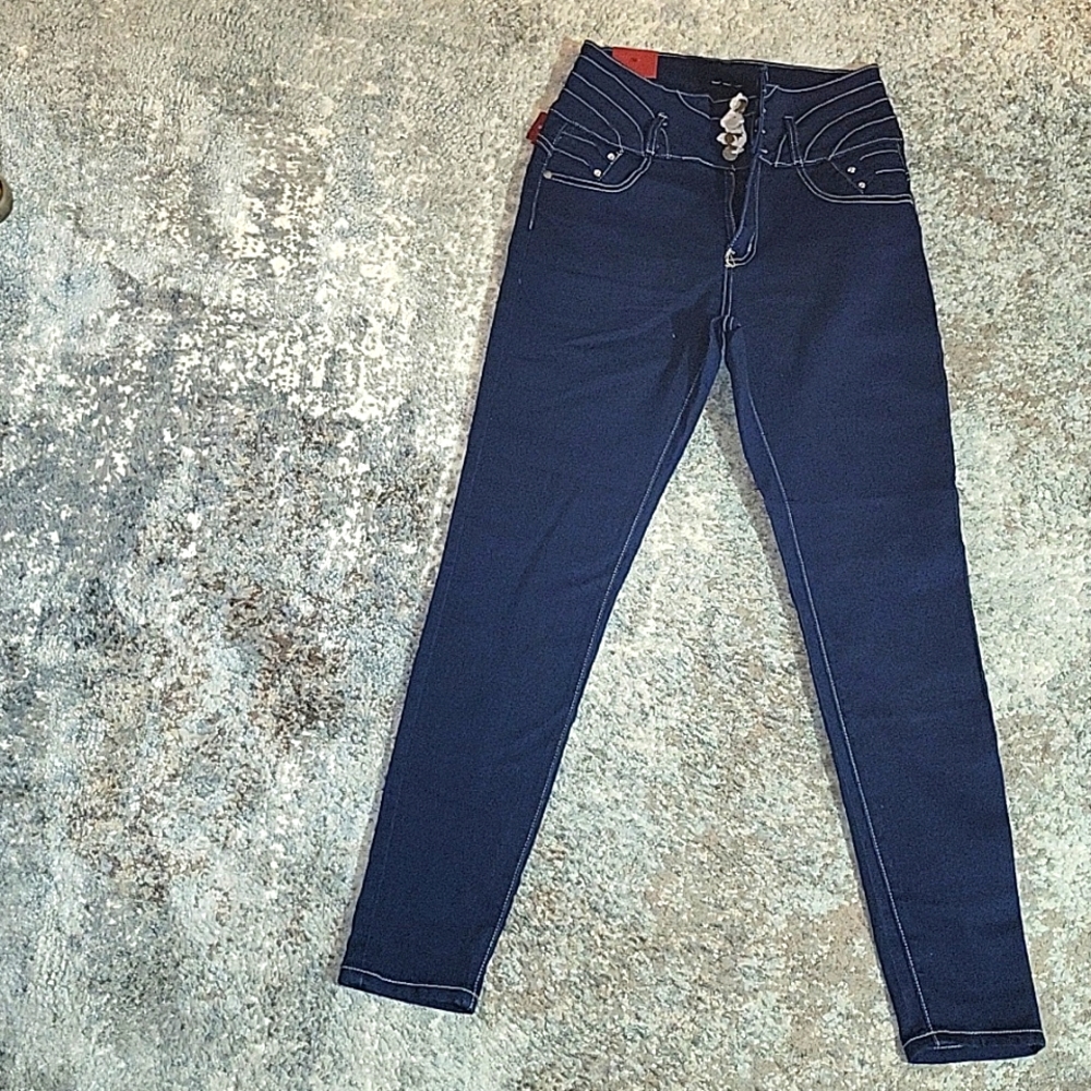 Embellished 4 button dark demin jeggings Sz. 9/10